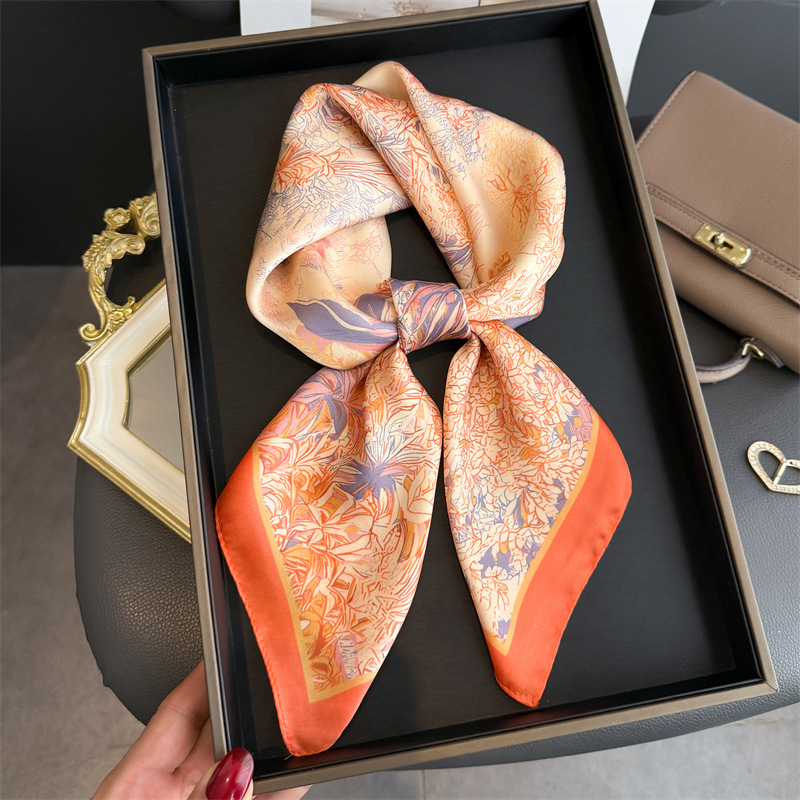 Элегантный дизайнерский шарф с – обзор и цена Luxury Bags Casual